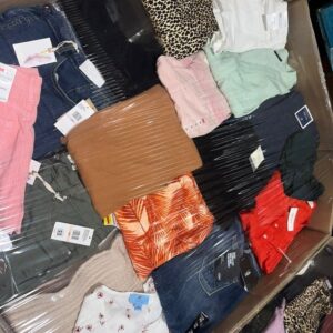 MACY Woman Clothing - Image 2