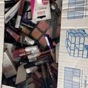 Banana Box Makeup Pallets - Image 2