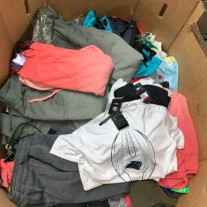 Men and Women Clothing Pallets - Image 1