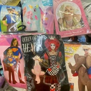 Halloween costumes - Image 2