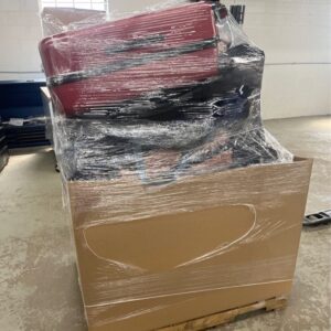 MACY LUGGAGE & HANDBAGS - Image 2