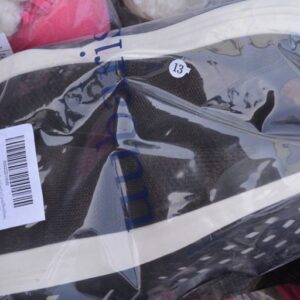 AMZ Assorted Out of Box Shoes Pallet - Image 7