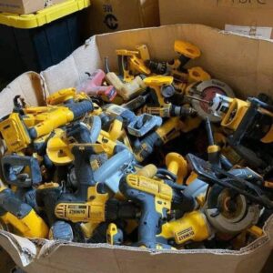 Pallet of mixed Returned Tools - Image 1
